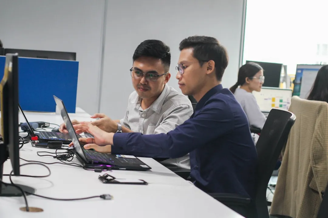 桥梁夜景亮化技术解析：道之源点光源与LED轮廓灯应用